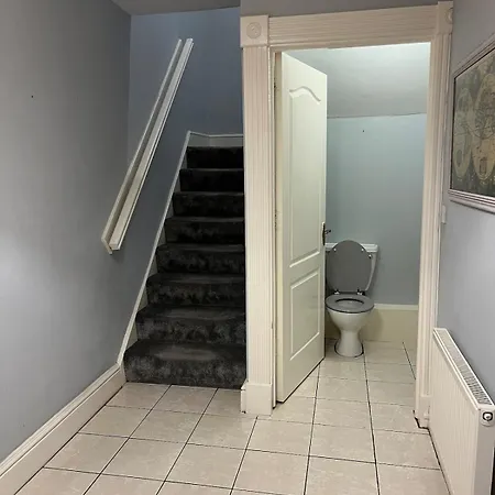 Large 3 Bedroom Family Maganey