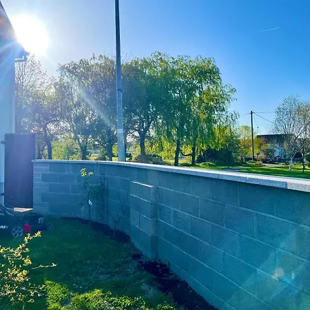 בית נופש Large 3 Bedroom Family *