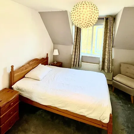 Large 3 Bedroom Family Maganey