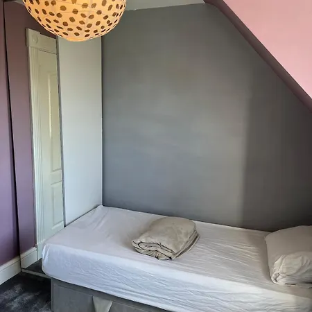 Large 3 Bedroom Family בית נופש Maganey